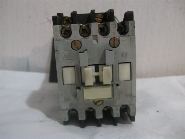 Allen Bradley 700-F400A1 Ser. C Contactor