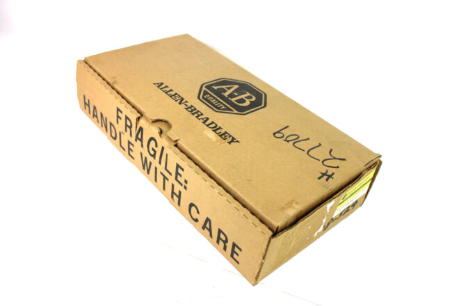 Allen Bradley 1771-OA / 177104-C AC Output Module, 120V - Image 5