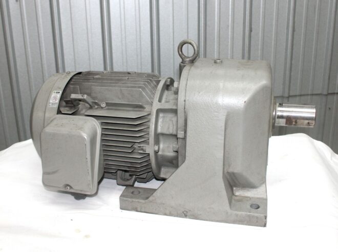 Hitachi GA48-550-10 Gear Motor, 5.5kW - Image 3