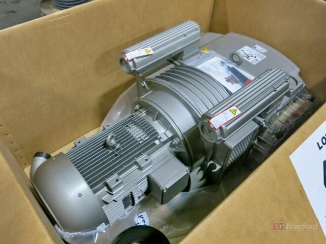 Becker VTLF2.250/0-79 Oil-Less Rotary Vane Vacuum Pump NEW