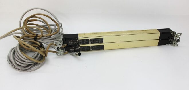SUNX SF4B-H20 Emitter & Receiver Set Light Curtains 390mm - Image 2