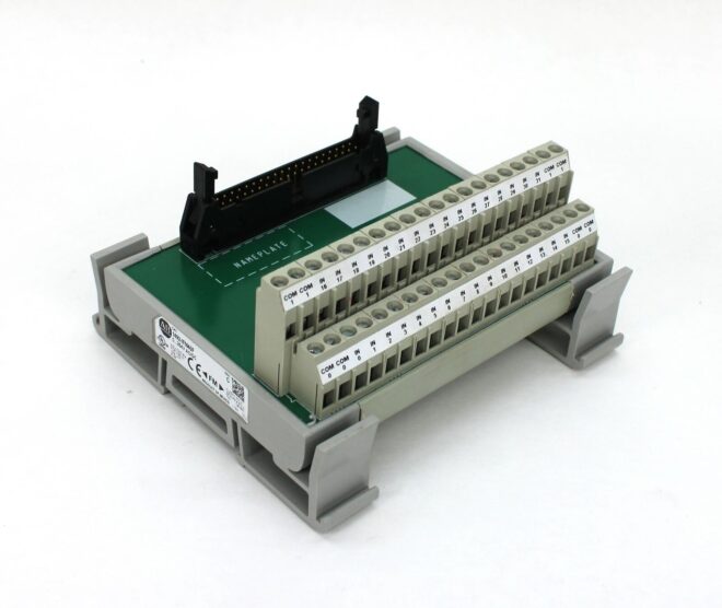 Allen Bradley 1492-IFM40F Interface Module, Ser.C - Image 4