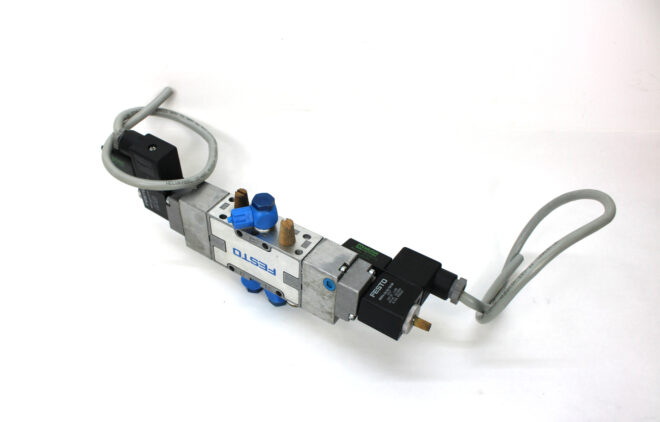 Festo MFH-5/3-G-1/8-B Pneumatic Solenoid Valve, 0.3-1 MPa - Image 2