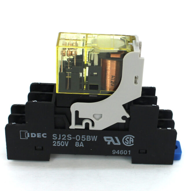 Idec RJ2S-CL-A120 Relay w/ SJ2S-05BW 250V 8A Socket Base