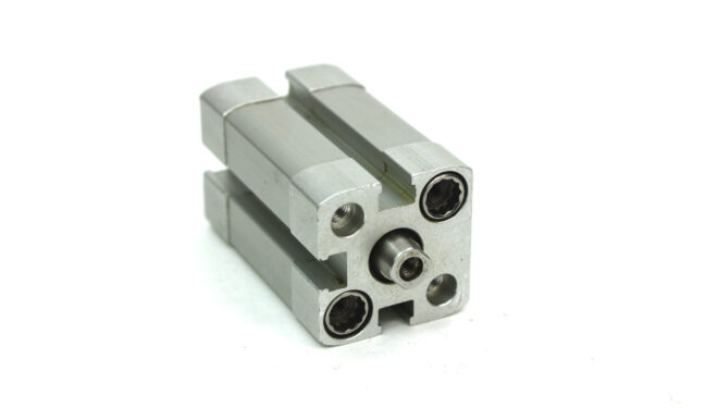 Festo ADN-16-15-I-P-A Pneumatic Compact Cylinder, 16mm Bore, 15mm Stroke - Image 3