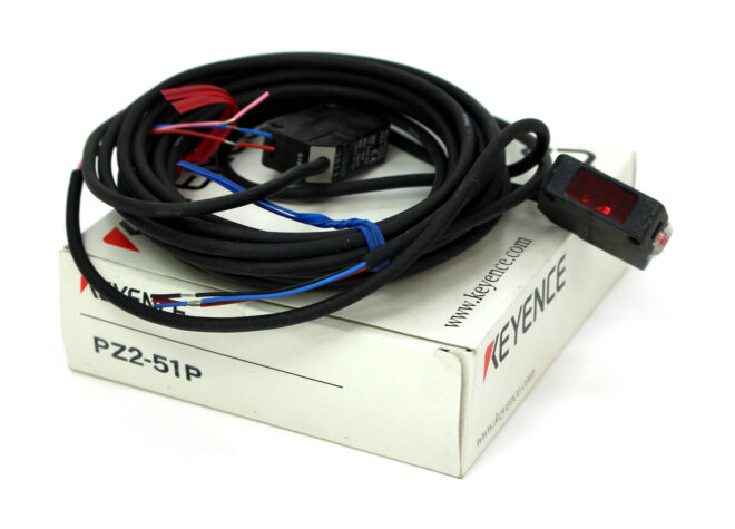 Keyence PZ2-51P Photoelectric Transmitter and Receiver Set, NEW