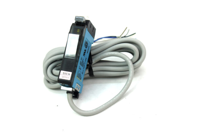 Sick WLL160-F122 Photoelectric Sensor, 10-30V DC - Image 2