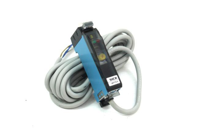 Sick WLL160-F122 Photoelectric Sensor, 10-30V DC - Image 3