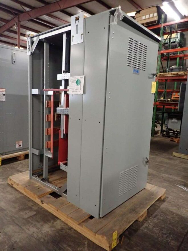 Eaton Pow-R-Line PRL-C Switchboard 3000A 3R Enclosure w/ Ground Fault Protection - Image 2