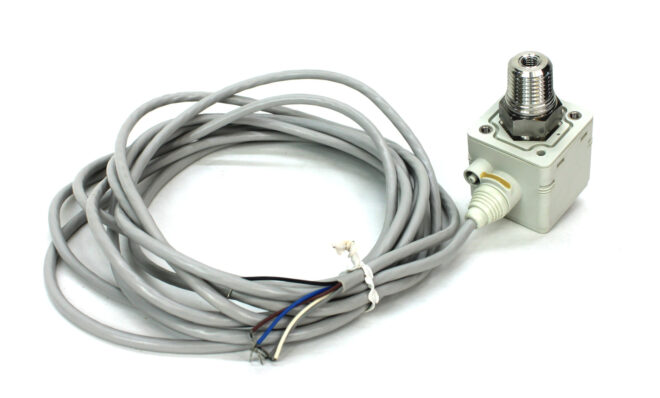 SMC ZSE50F-T2-62L-A Digital Pressure Switch NEW - Image 4